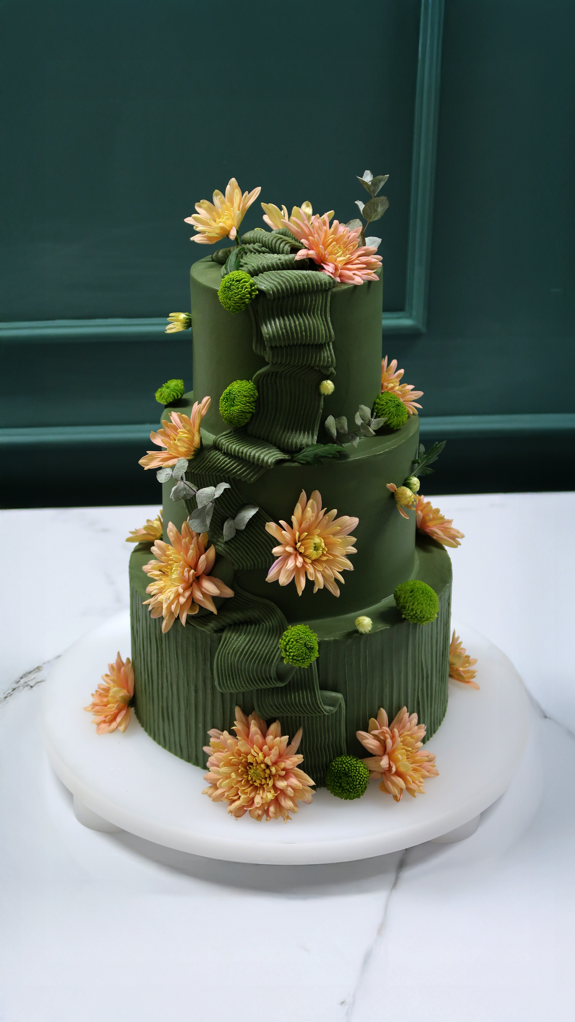 Green Garden Bloom Cake