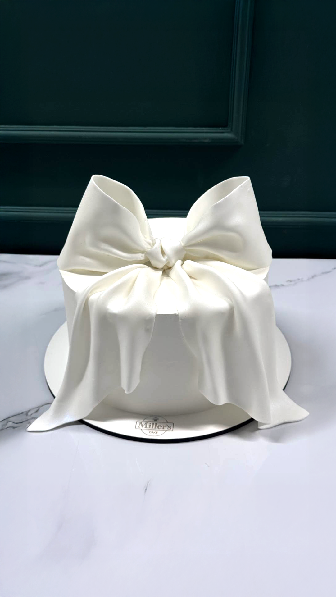 Pure Elegance Cake
