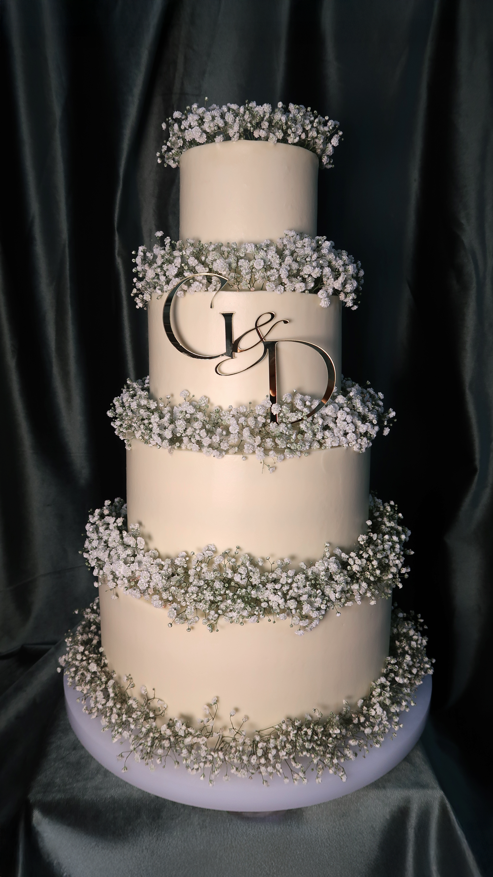 Delicate Baby’s Breath Elegance