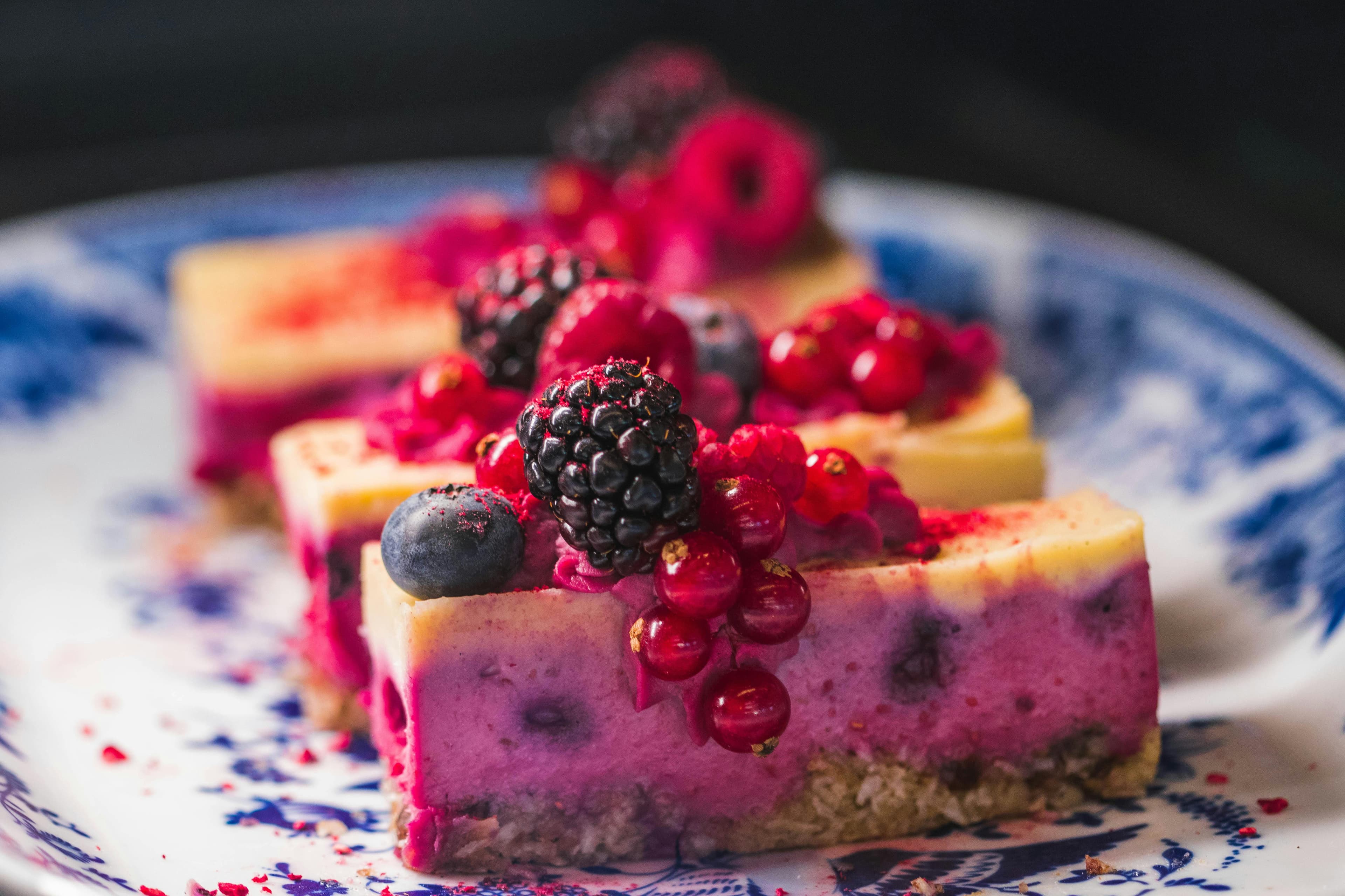 Cover Image for Мир Тортов: Путешествие по Вкусам и Стилям