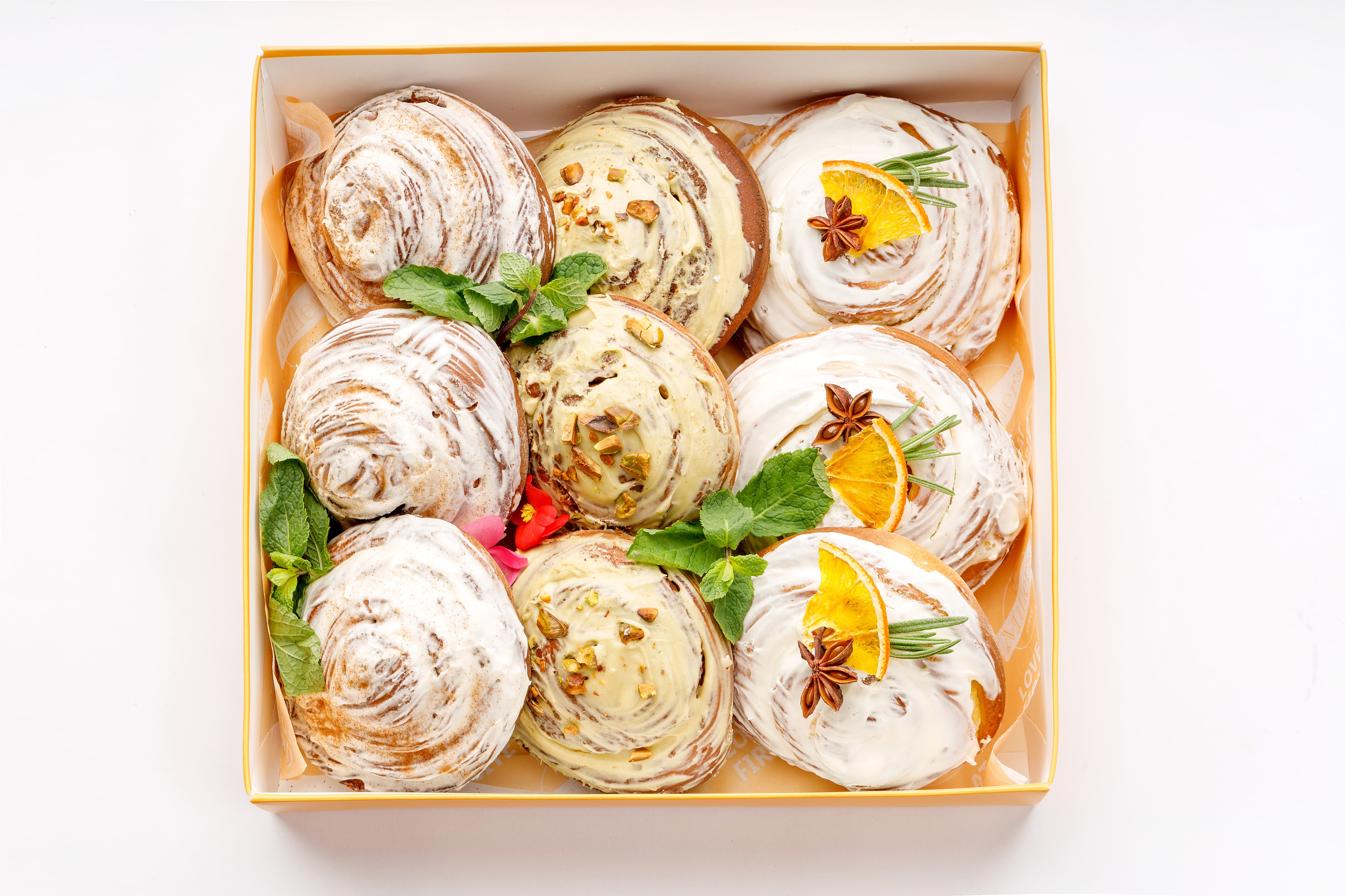 Cinnabons