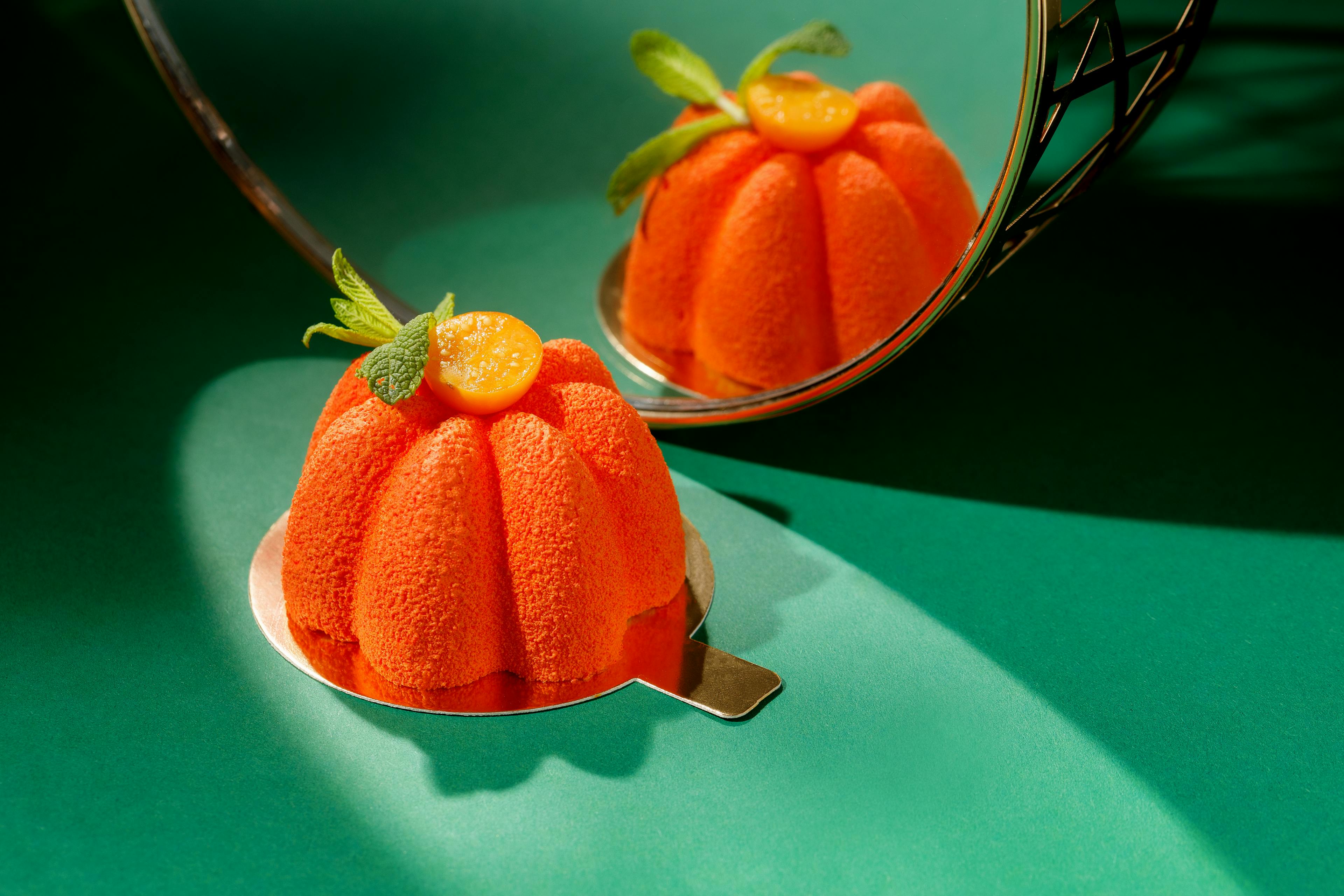 Orange манго-малиновый мусс